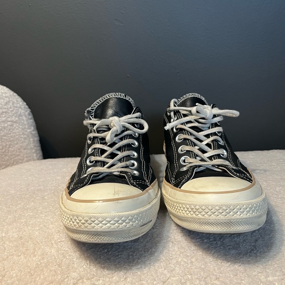 Leather Converse All Star size 8.5 - Picture 2 of 4